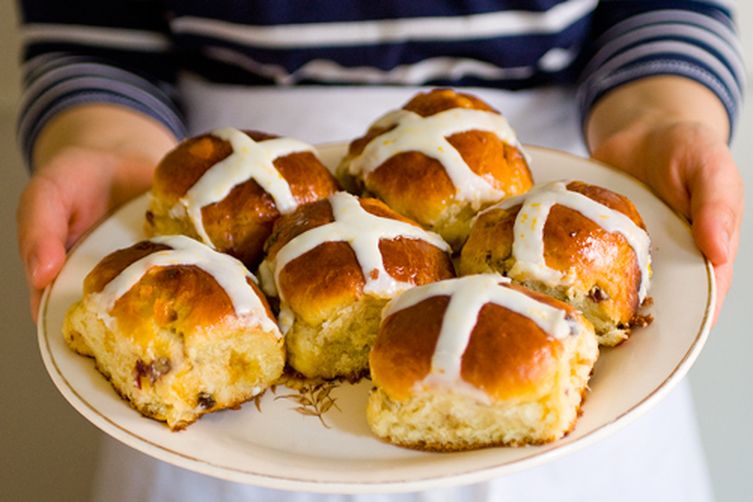 hot cross buns