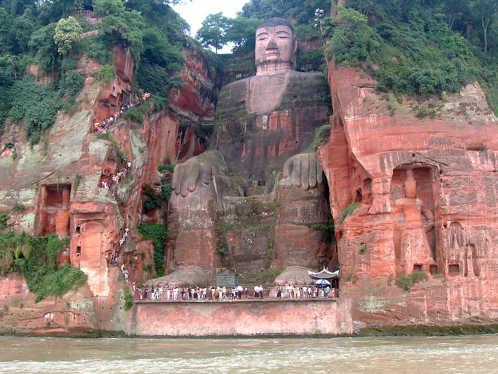 1024px-Leshan_Buddha_Statue_View