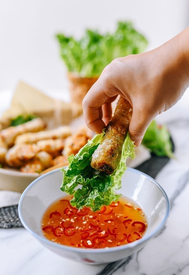 cha-gio-vietnamese-fried-spring-rolls-17
